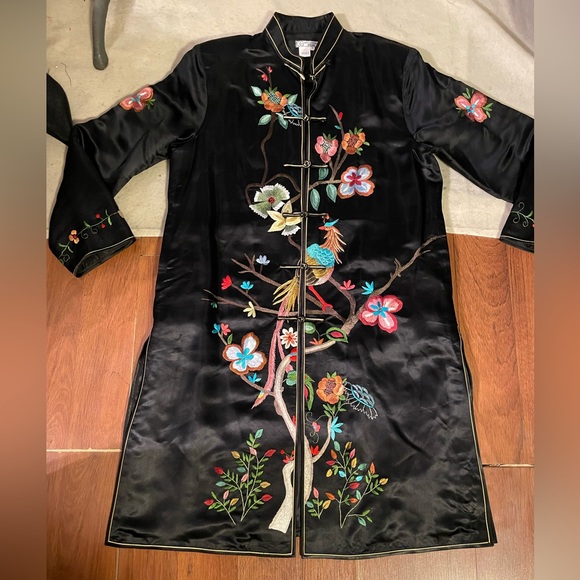 ❌ SOLD ❌ Grace Chuang silk embroidered jacket - Picture 3 of 14